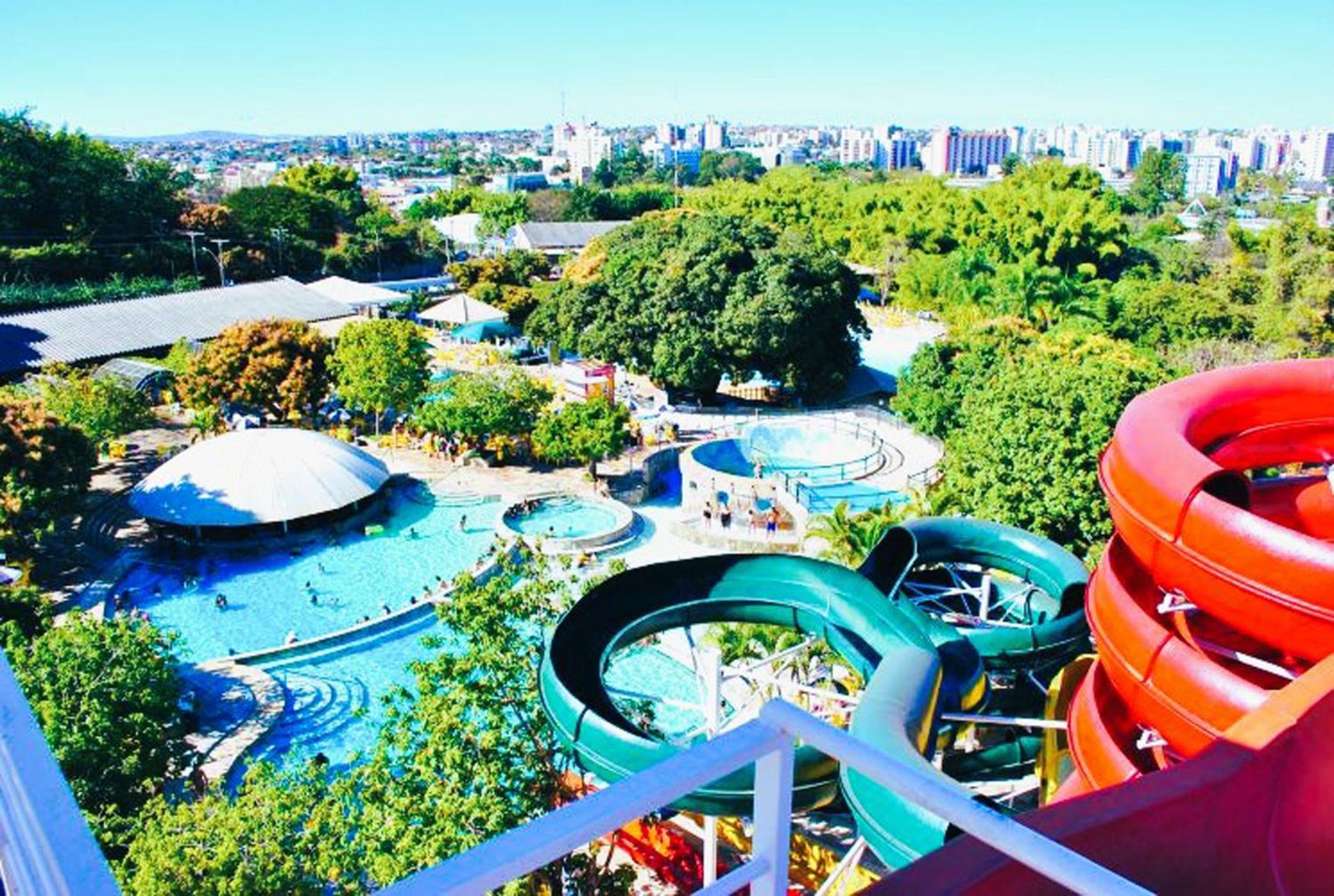 Piazza Diroma - Cortesia Park Diroma, Splash E Slide Caldas Novas Kültér fotó