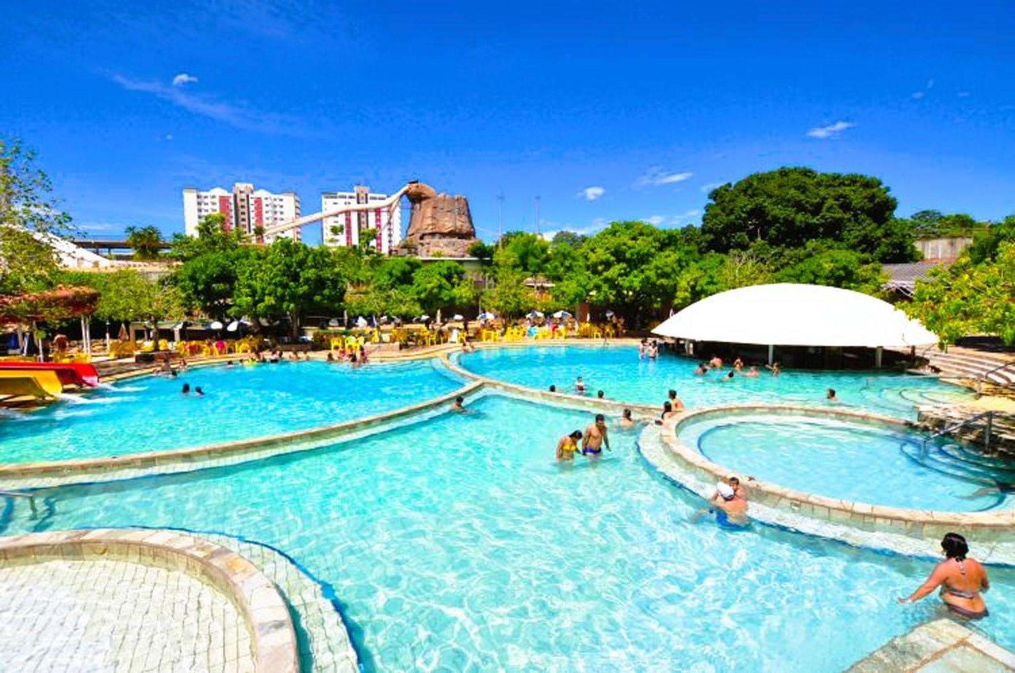 Piazza Diroma - Cortesia Park Diroma, Splash E Slide Caldas Novas Kültér fotó