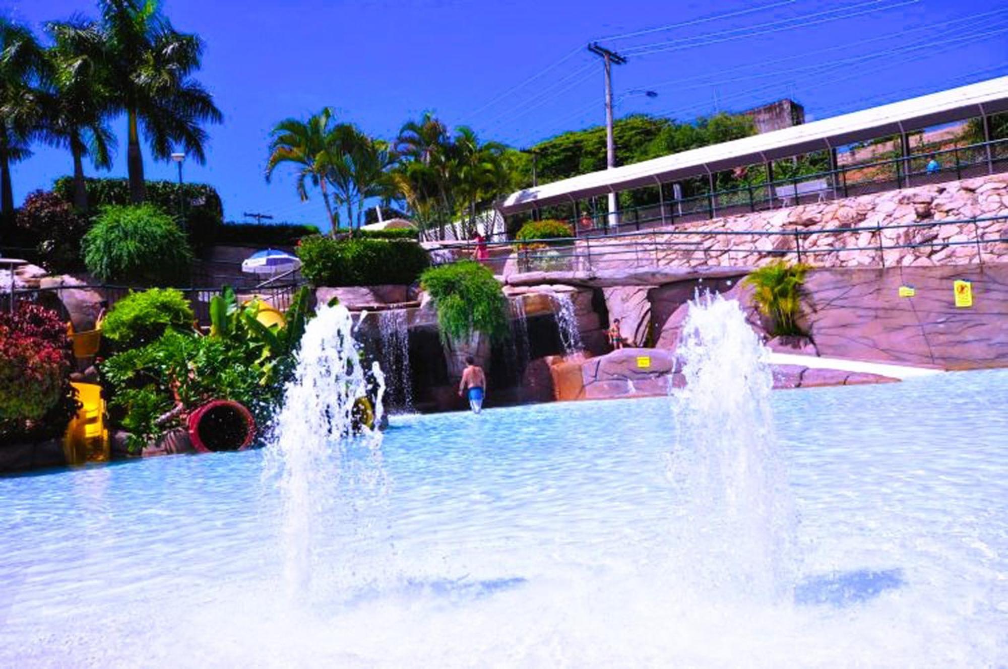 Piazza Diroma - Cortesia Park Diroma, Splash E Slide Caldas Novas Kültér fotó