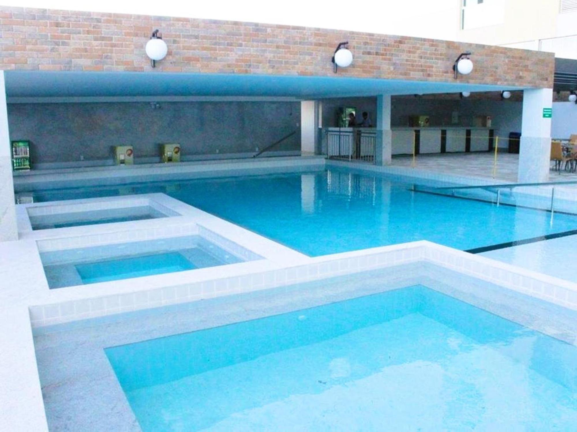 Piazza Diroma - Cortesia Park Diroma, Splash E Slide Caldas Novas Kültér fotó